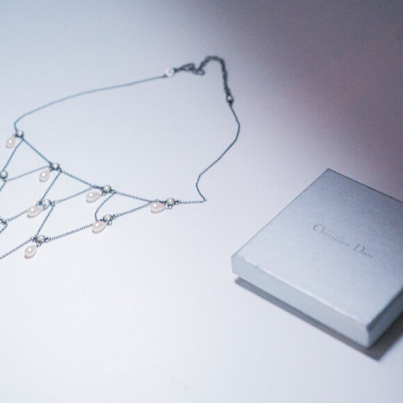 Christian Dior Tiered Pearl Choker - Picture 3 of 6